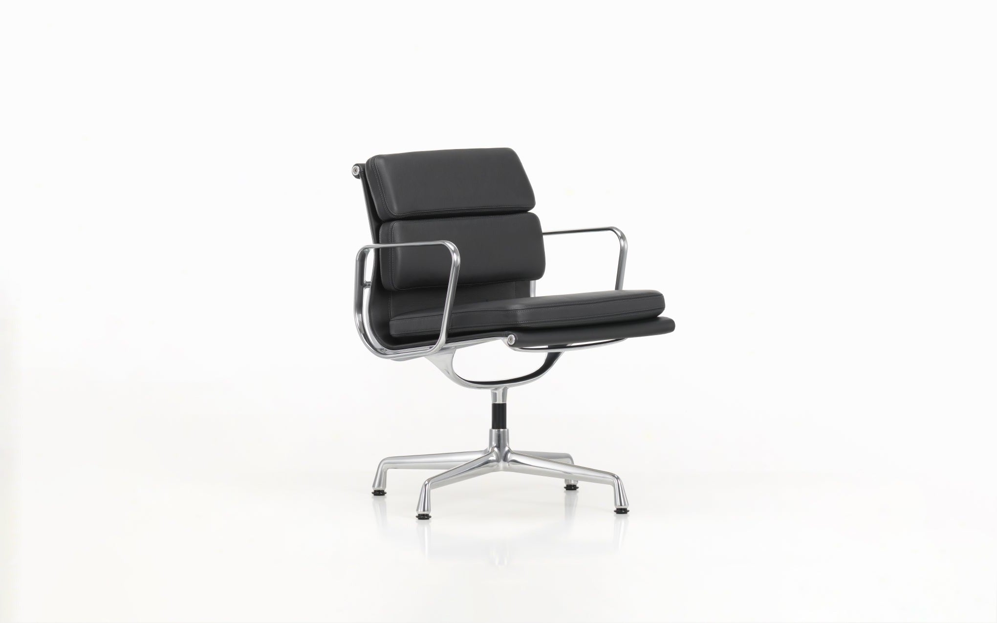 Eames 208 deals