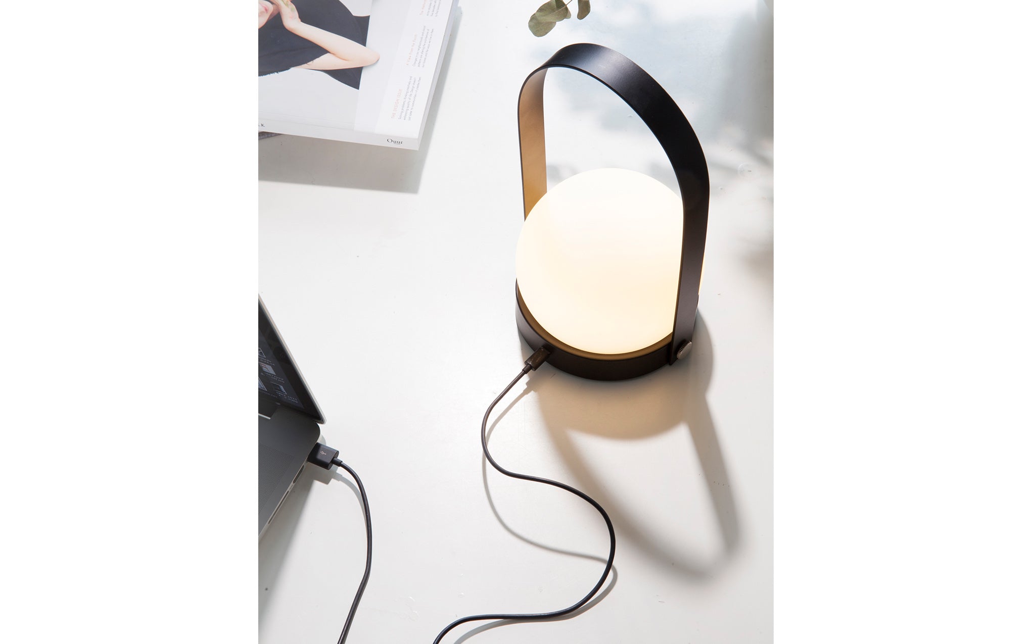 Carrie led deals lamp black