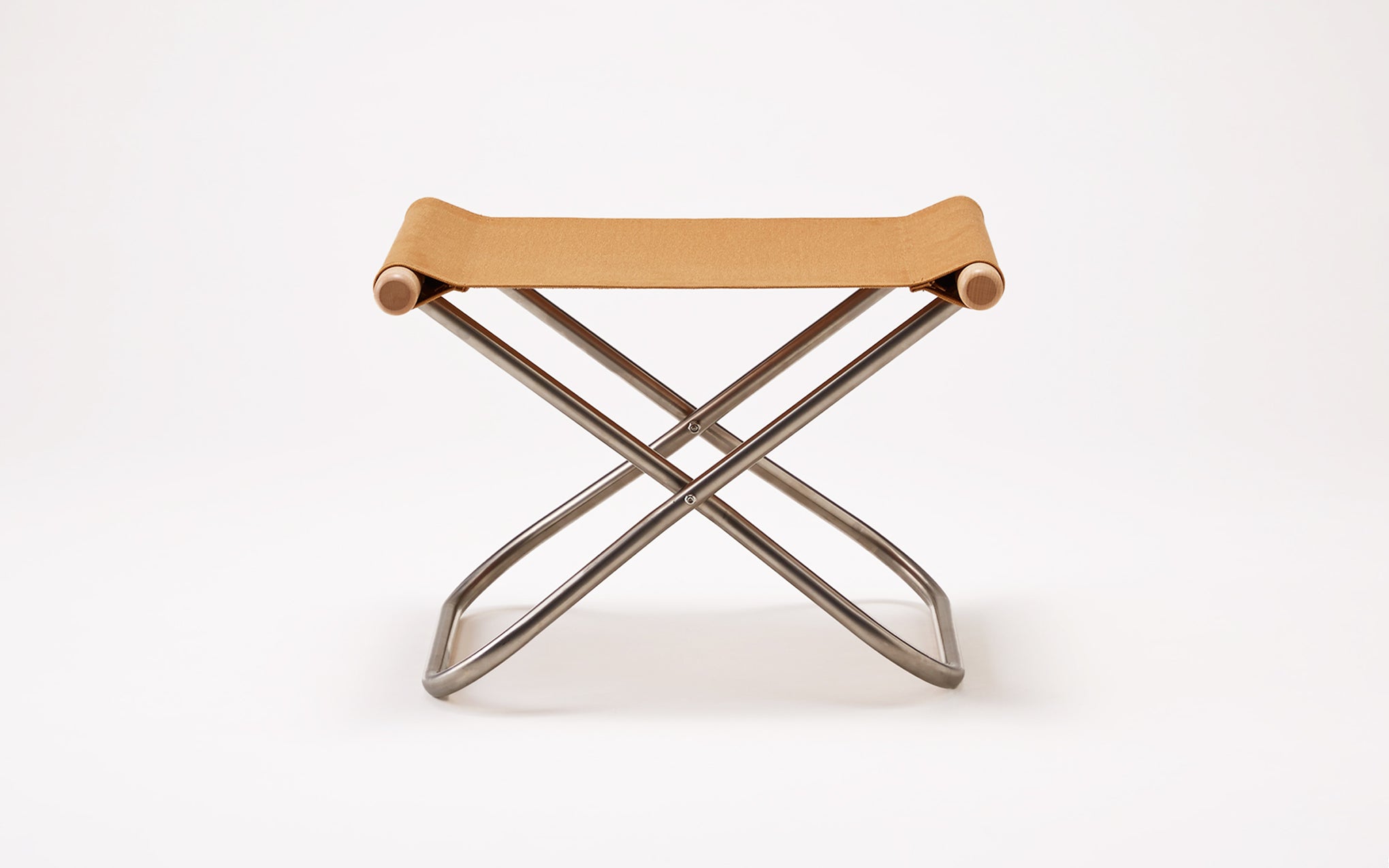 Nychair X ottoman by Takeshi Nii | SCP