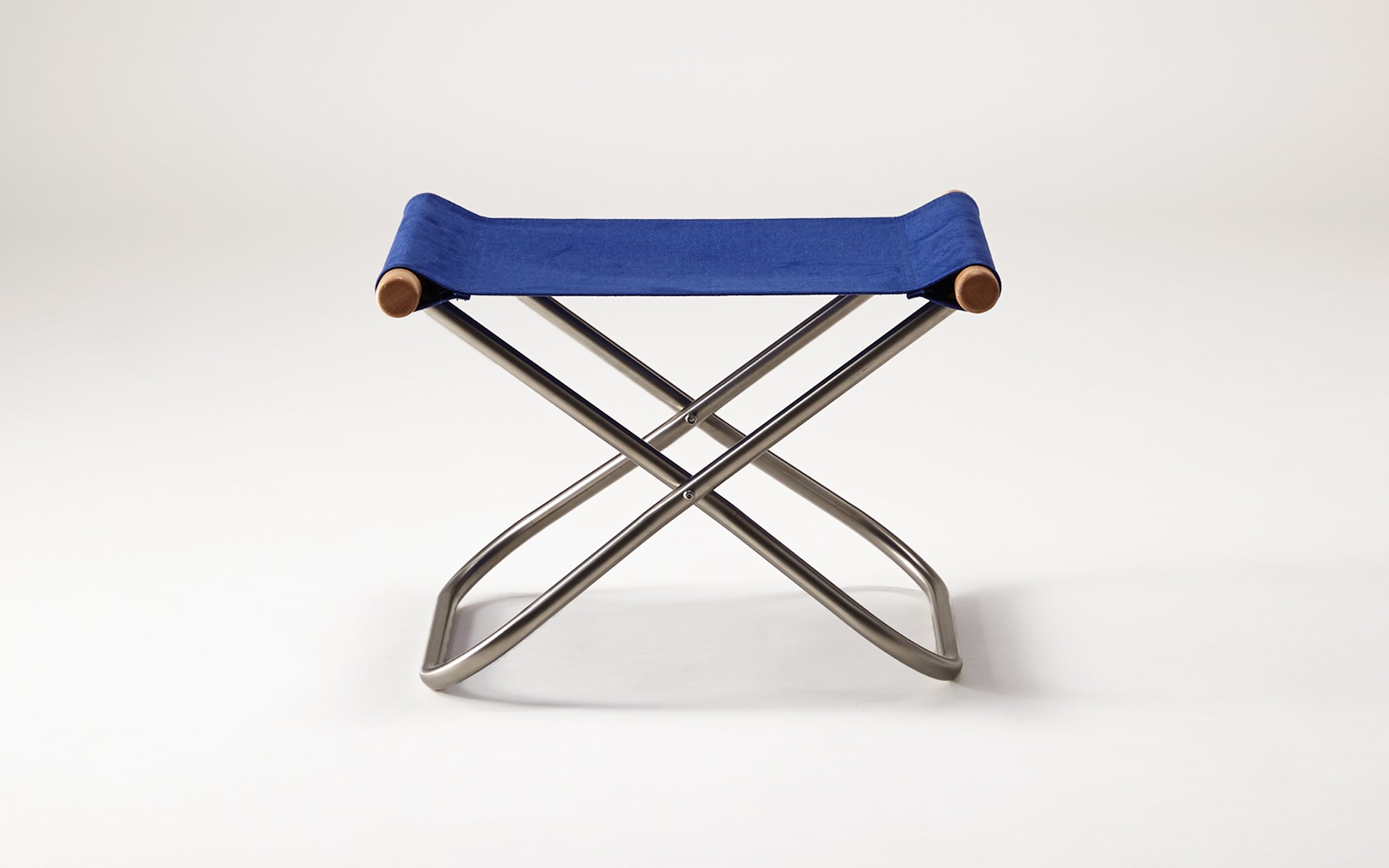 Nychair X ottoman by Takeshi Nii | SCP