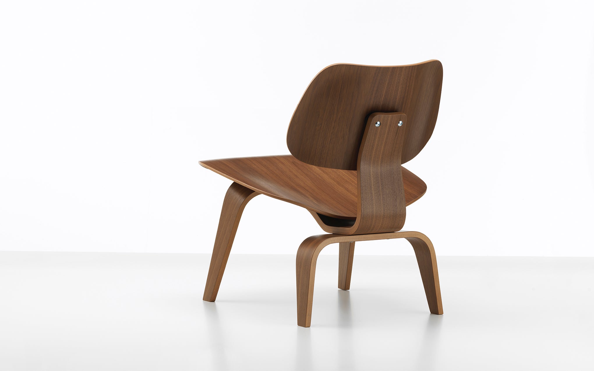 Eames lcw plywood deals chair